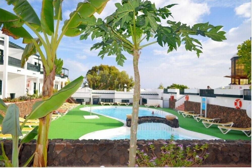 Molino De Guatiza Apartment Costa Teguise Exterior photo